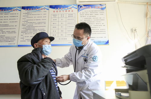 疫情防控與衛(wèi)生服務雙線并進，健康咨詢助力全民健康素養(yǎng)提升